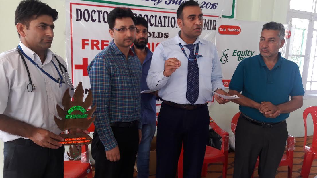On Doctors Day, DAK holds free medical camp for Safai Karamcharis